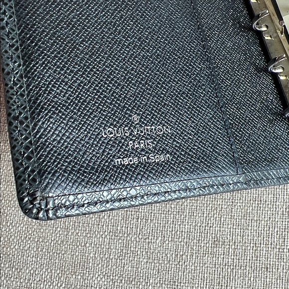 Louis Vuitton | Epi Agenda PM - Picture 11 of 16